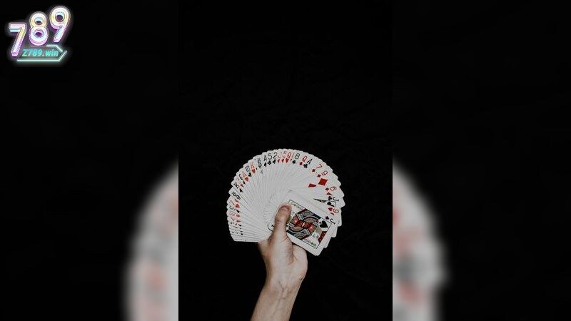 Hiểu Đúng Luật Chơi Game Bài Poker Online
